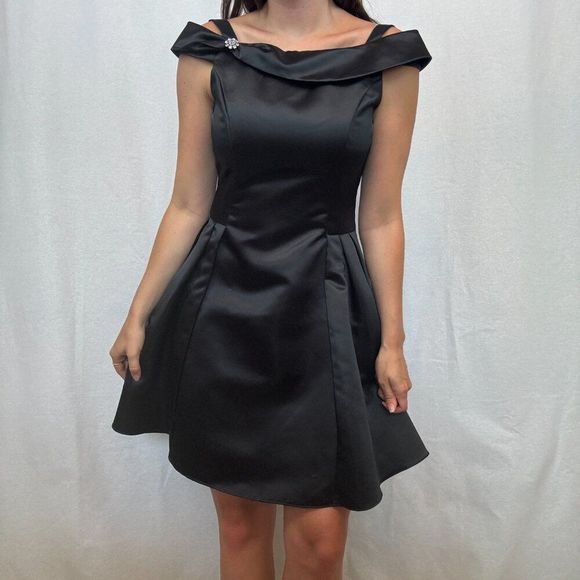 Jessica McClintock Black Satin Tulle Mini Dress - Picture 2 of 11